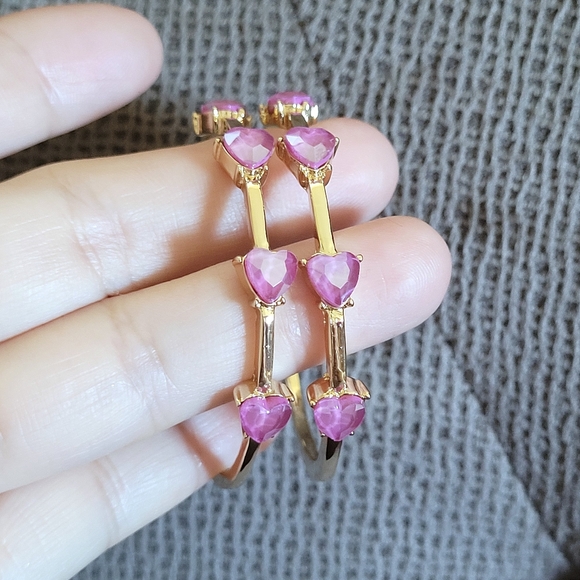 Betsey Johnson Faceted Lilac Heart💜 Hoop Earrings - Picture 15 of 16
